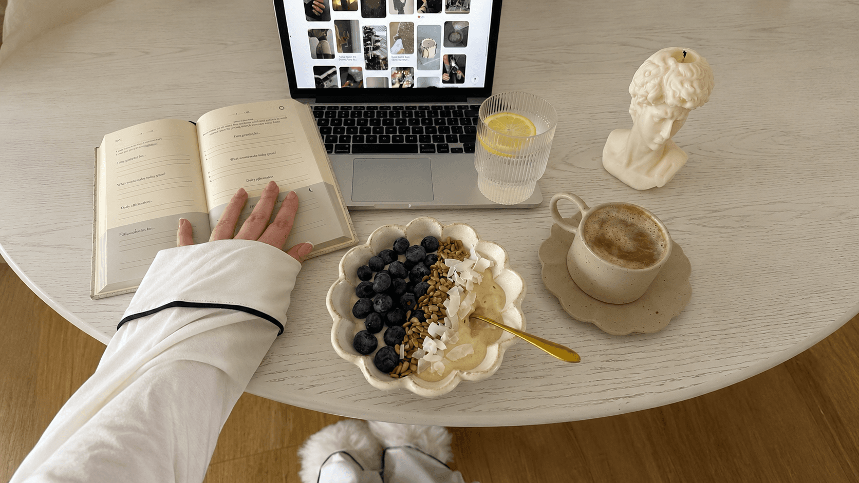 The "IT Girl" Morning Routine